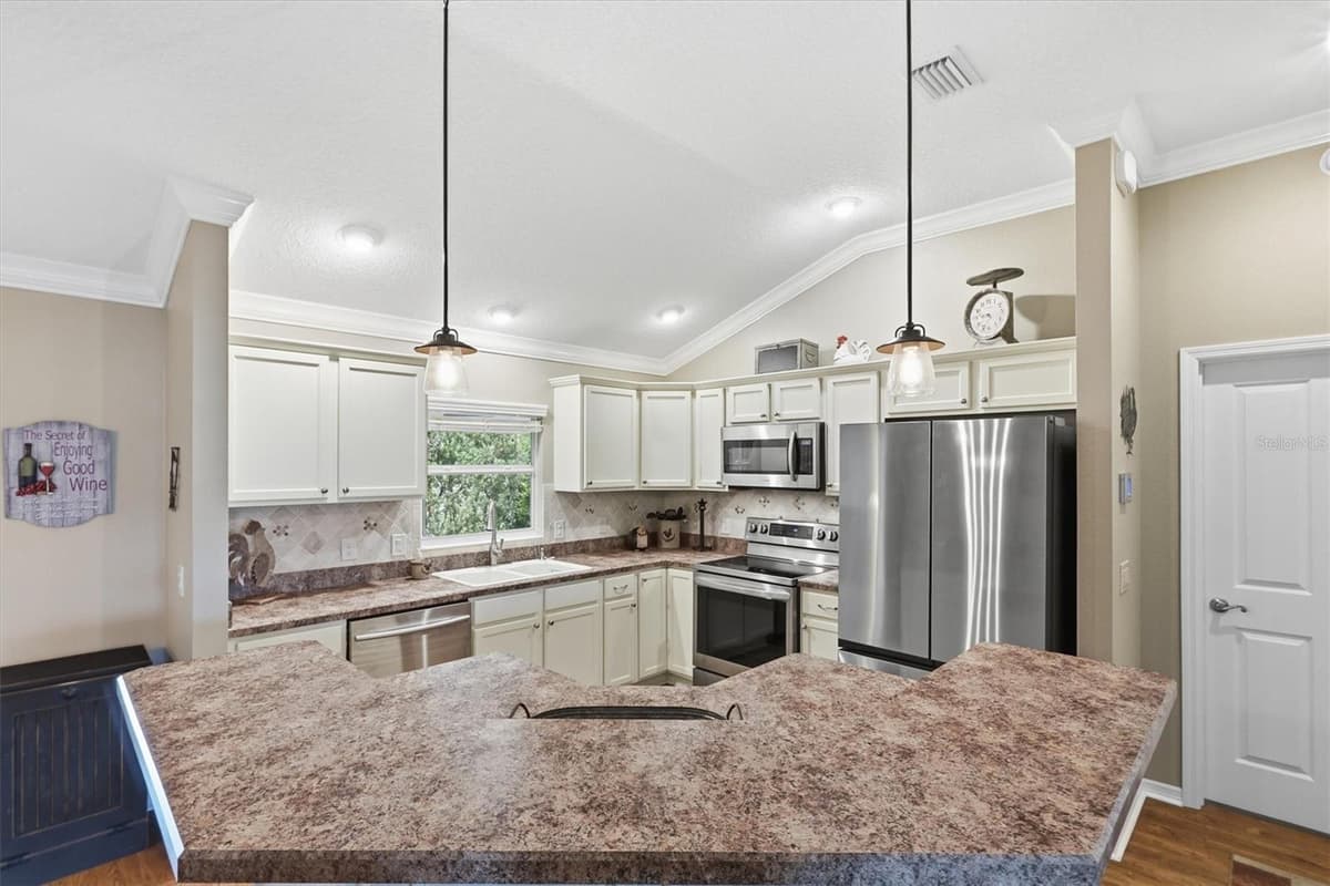 3335 DALKEITH TERRACE — photo 17 of 49
