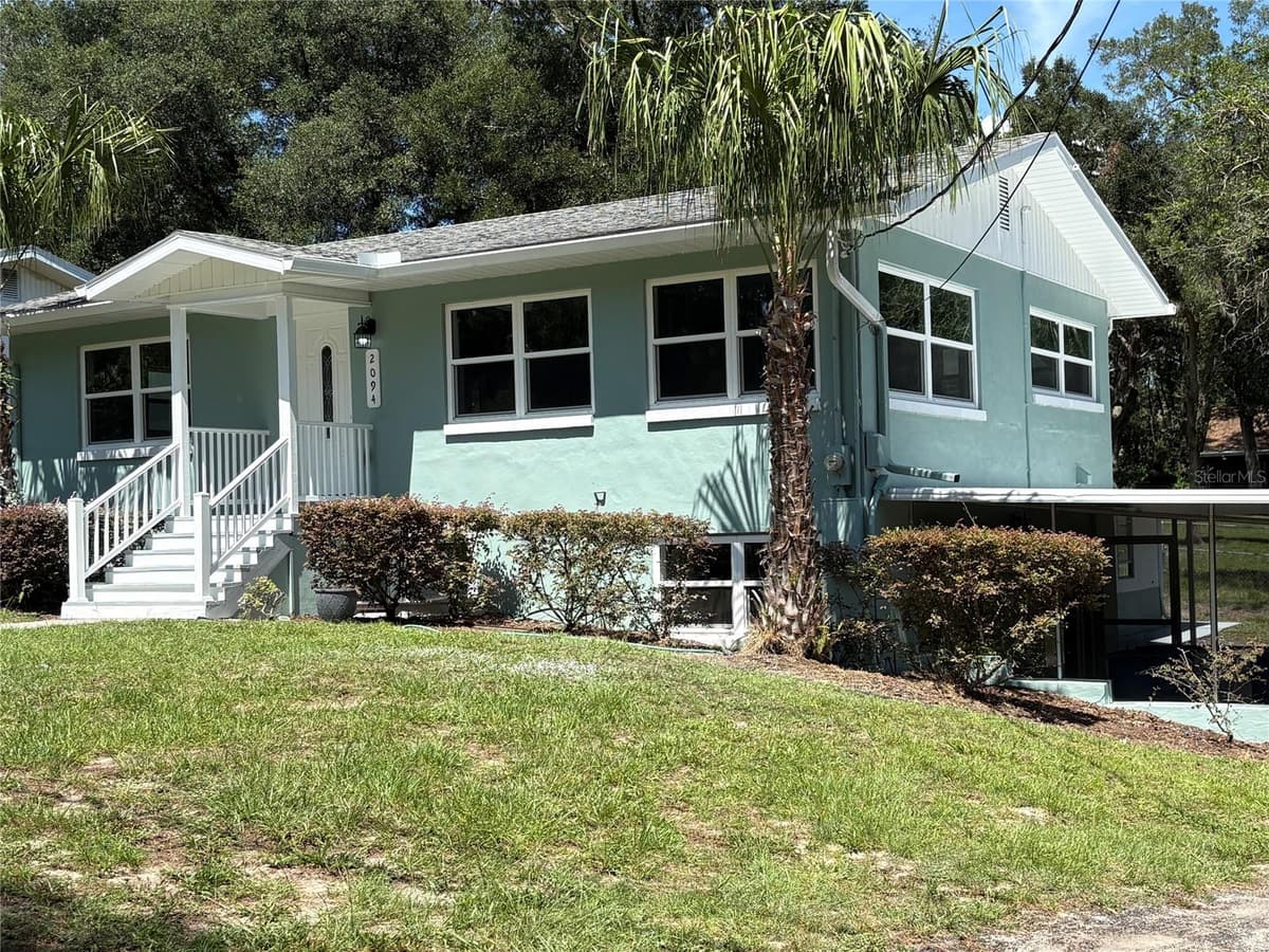 2094 PENN DRIVE — photo 3 of 27