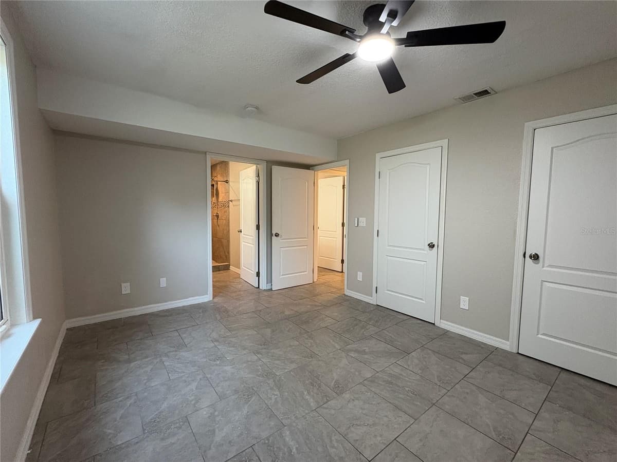 2094 PENN DRIVE — photo 12 of 27