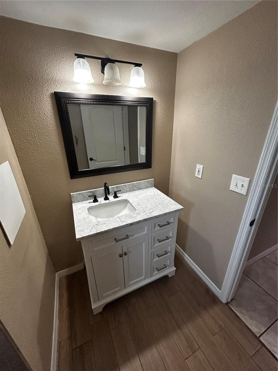 7335 GULF HIGHLANDS DRIVE — photo 10 of 57