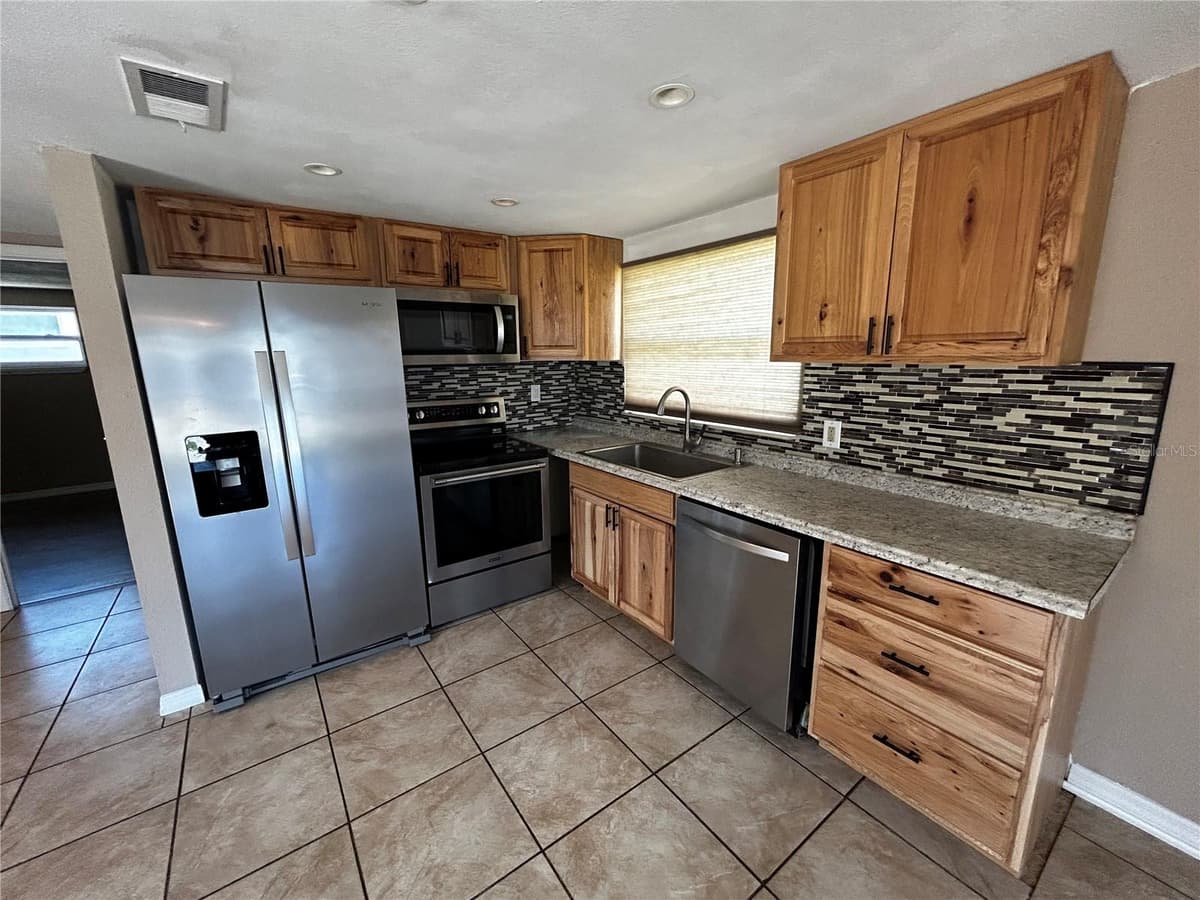 7335 GULF HIGHLANDS DRIVE — photo 6 of 57