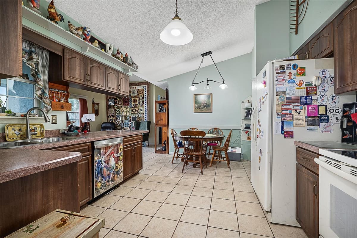 2372 MITCHELL ISLAND ROAD — photo 7 of 26