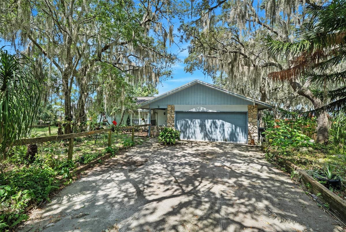 2372 MITCHELL ISLAND ROAD — photo 1 of 26