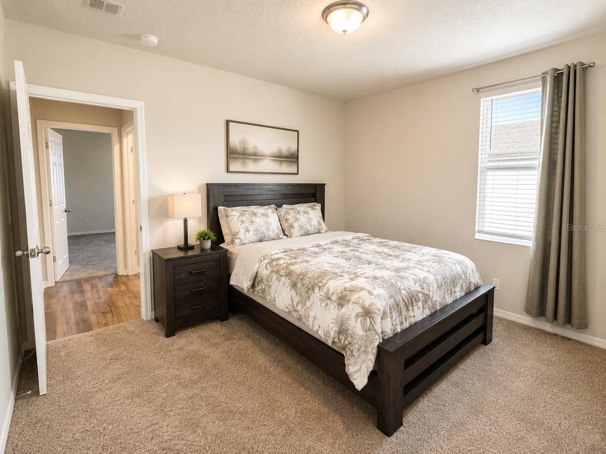 196 TOWNS CIRCLE — photo 11 of 15