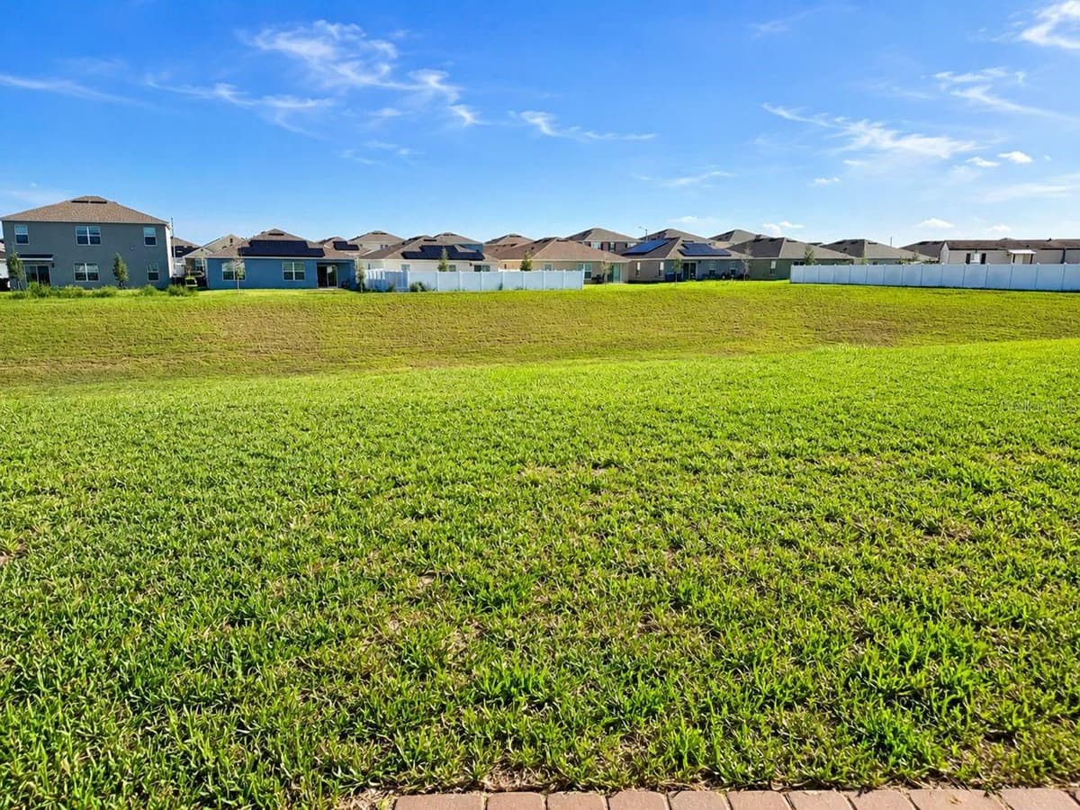 196 TOWNS CIRCLE — photo 15 of 15