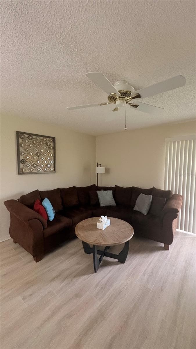 773 ARTESIA AVENUE — photo 4 of 18