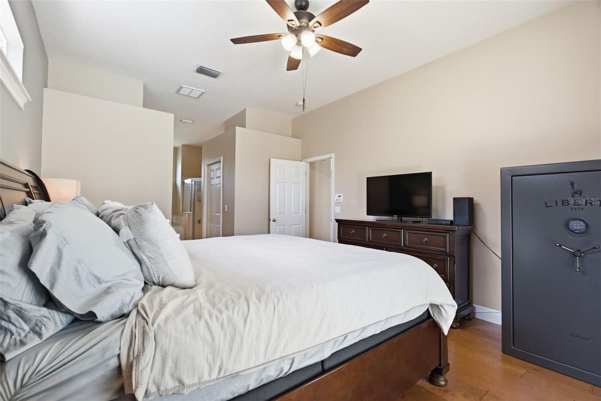 4704 RED WARBLER LANE — photo 26 of 54