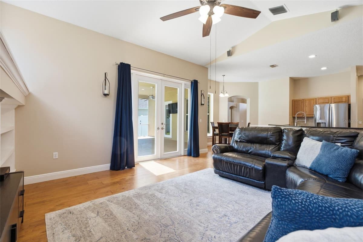 4704 RED WARBLER LANE — photo 22 of 54
