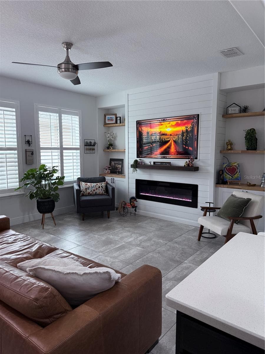 8386 IRON MOUNTAIN TRAIL — photo 12 of 26