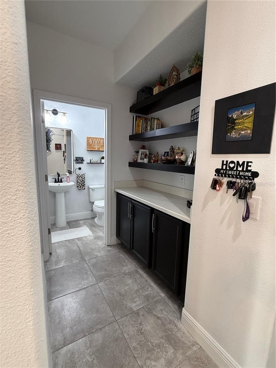 8386 IRON MOUNTAIN TRAIL — photo 5 of 26