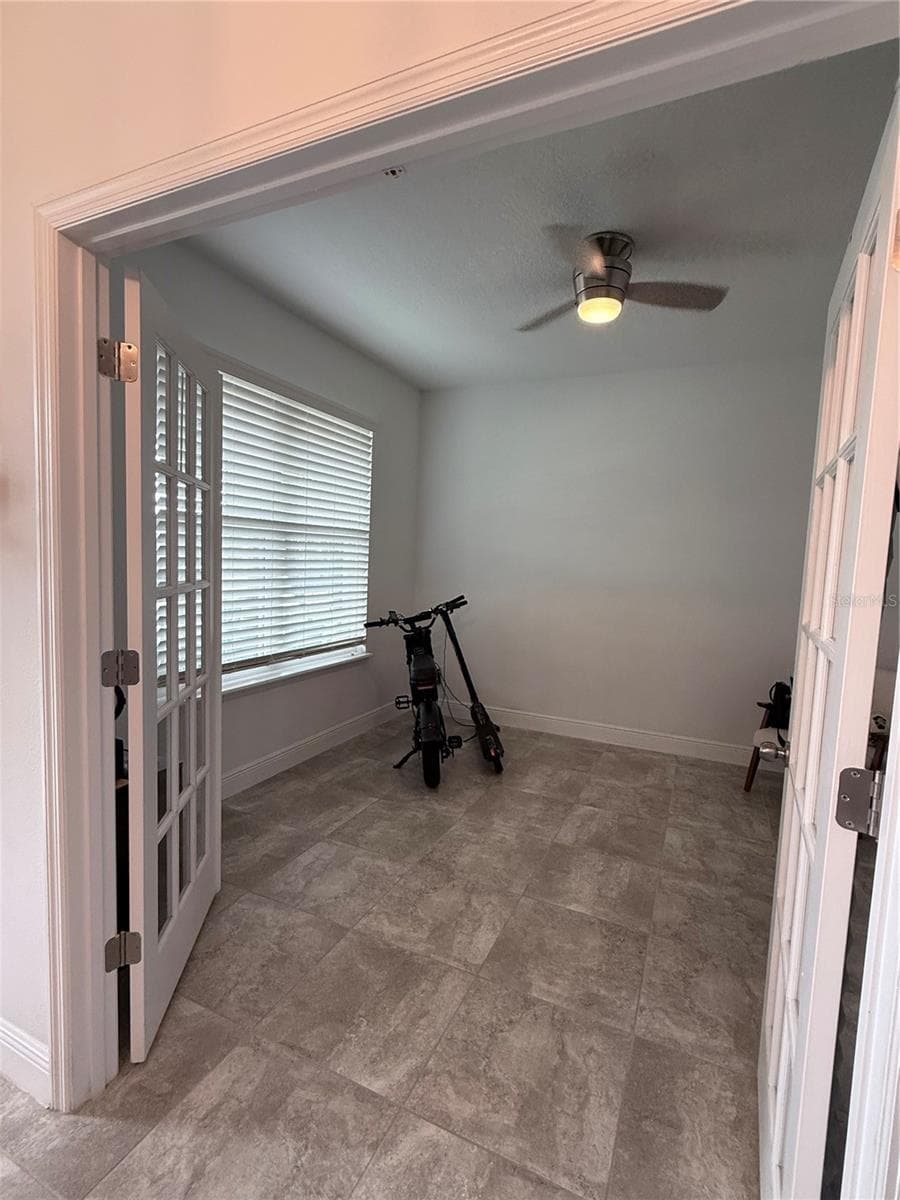 8386 IRON MOUNTAIN TRAIL — photo 4 of 26