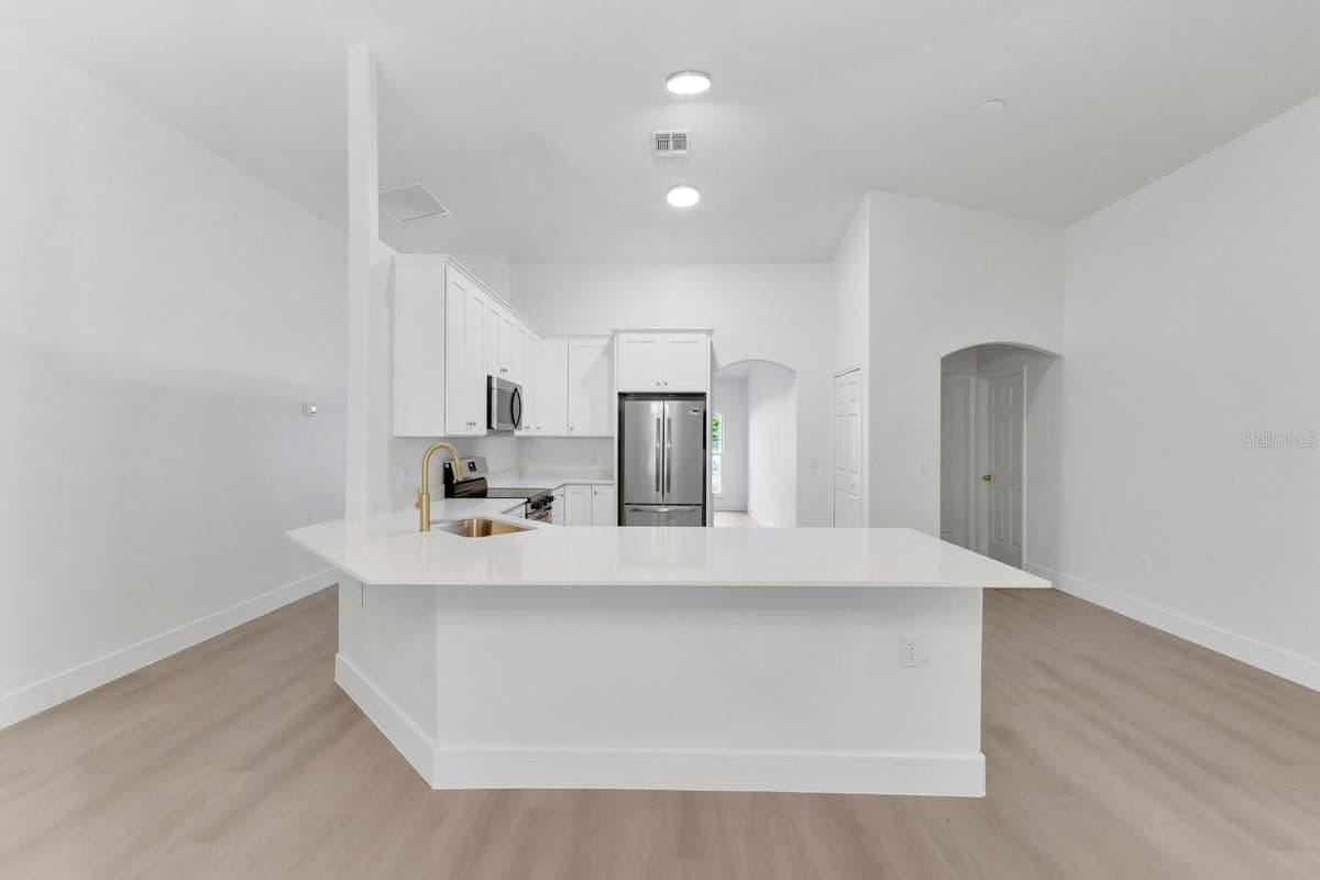 46 CORDONA DRIVE — photo 17 of 51