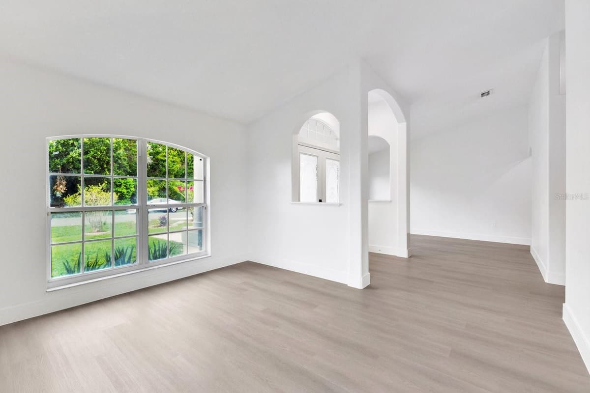 46 CORDONA DRIVE — photo 10 of 51