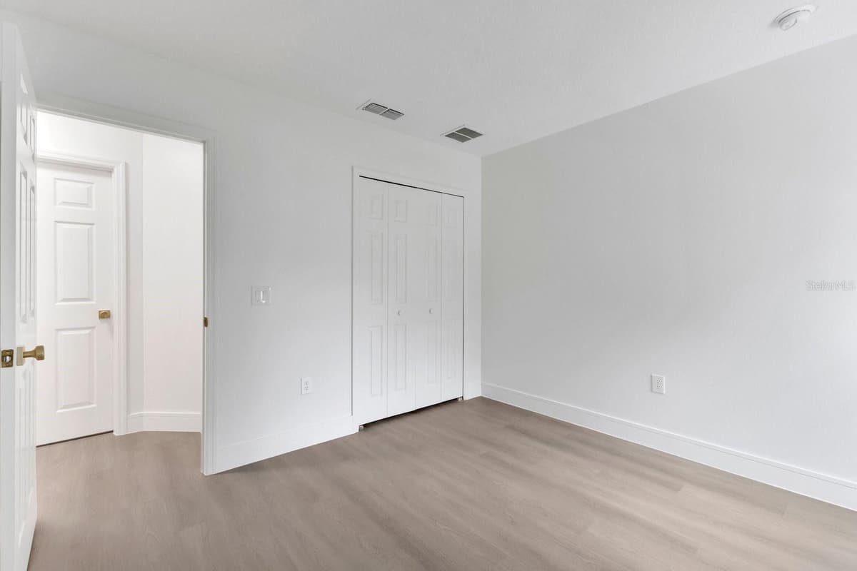 46 CORDONA DRIVE — photo 34 of 51