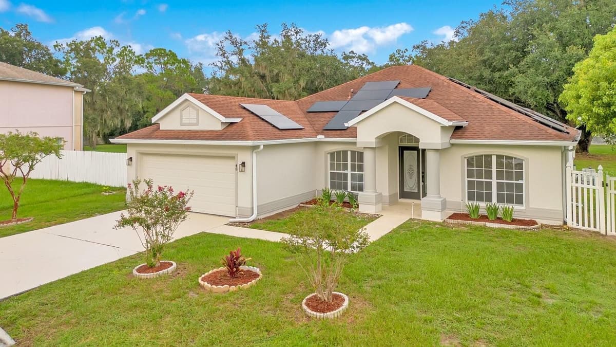46 CORDONA DRIVE — photo 4 of 51