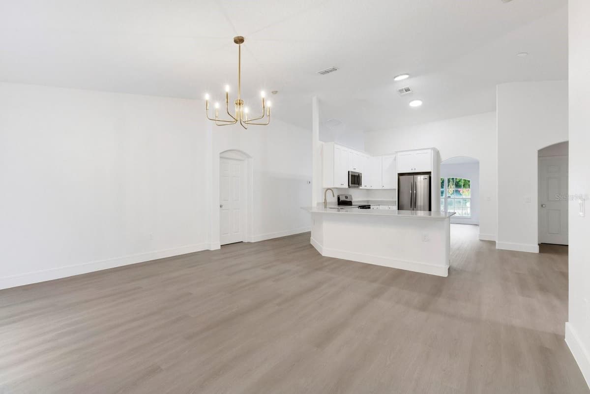 46 CORDONA DRIVE — photo 21 of 51