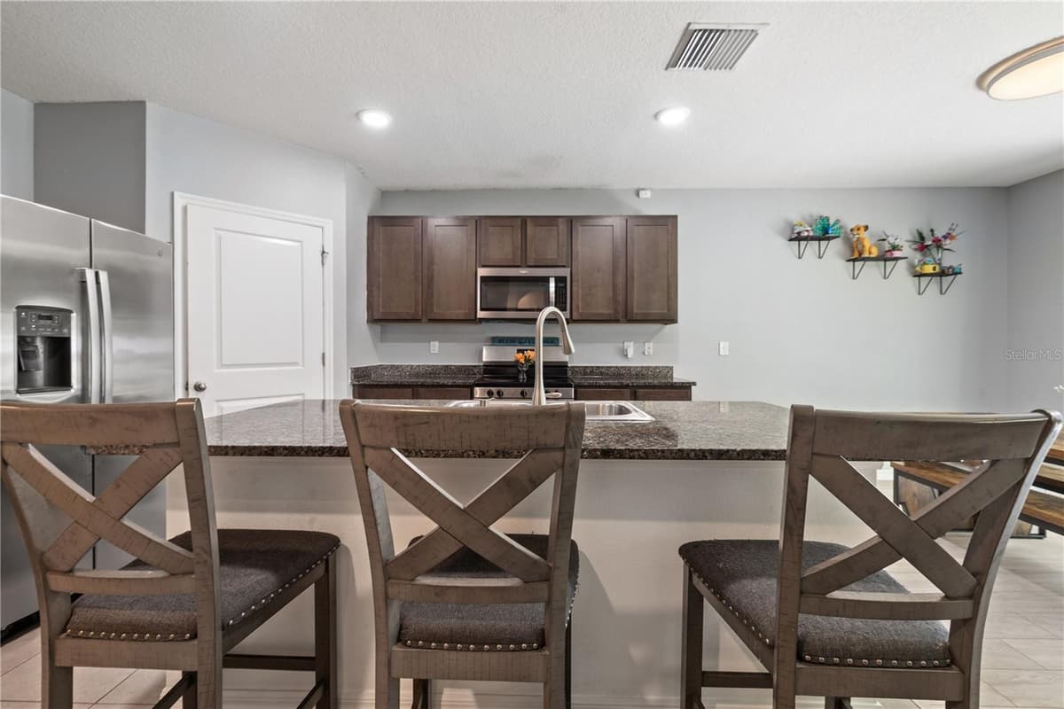 9210 WATOLLA DRIVE — photo 5 of 23