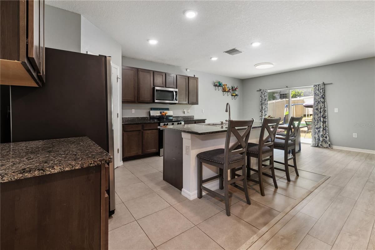 9210 WATOLLA DRIVE — photo 3 of 23