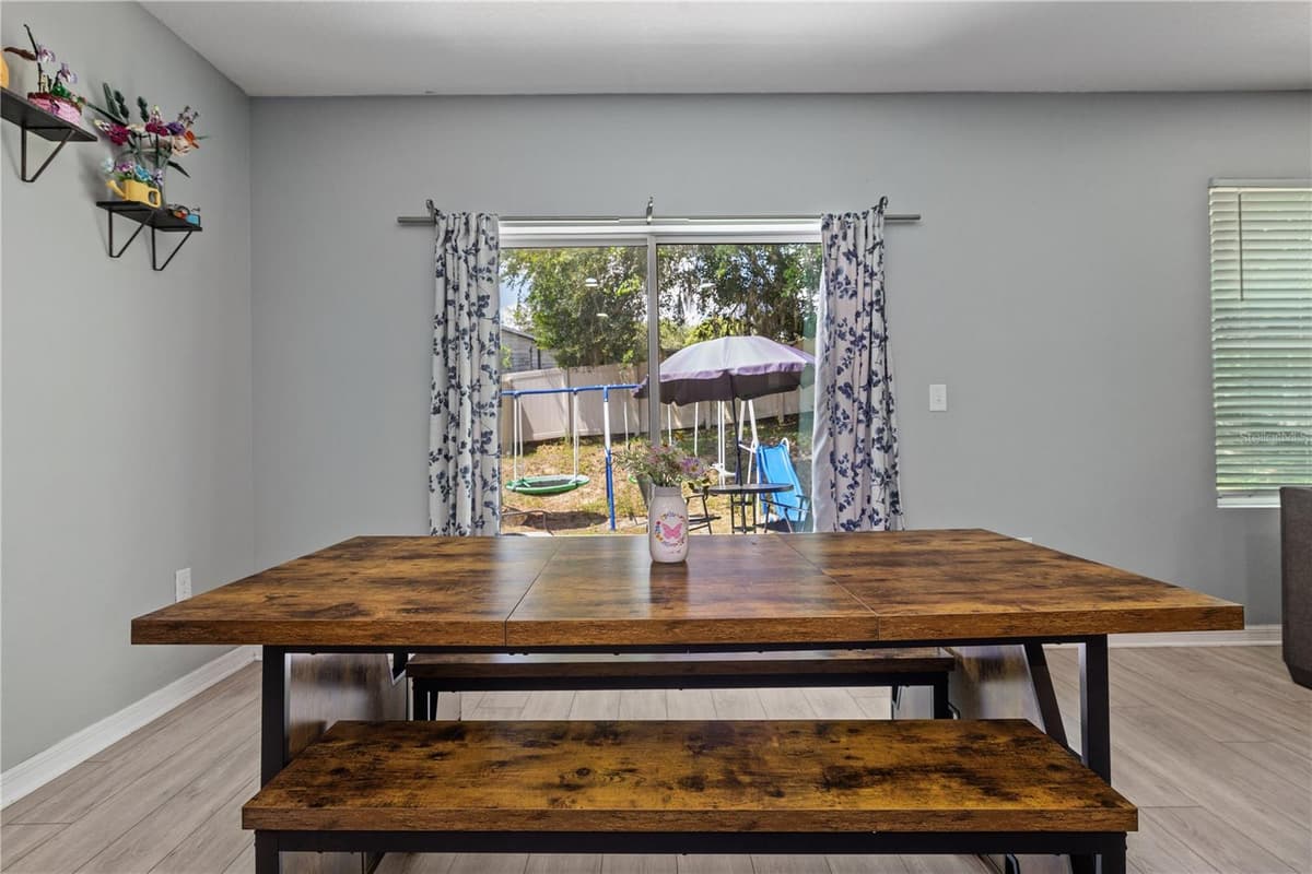 9210 WATOLLA DRIVE — photo 7 of 23