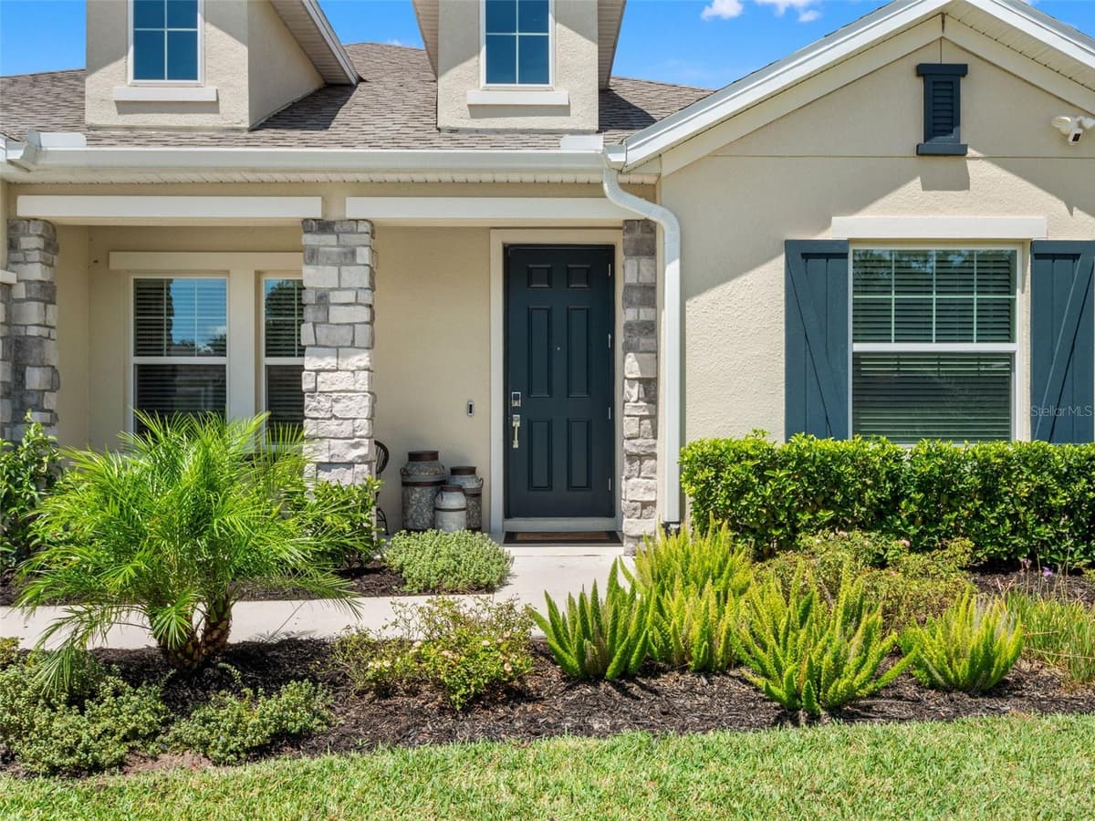 5764 ALENLON WAY — photo 4 of 55