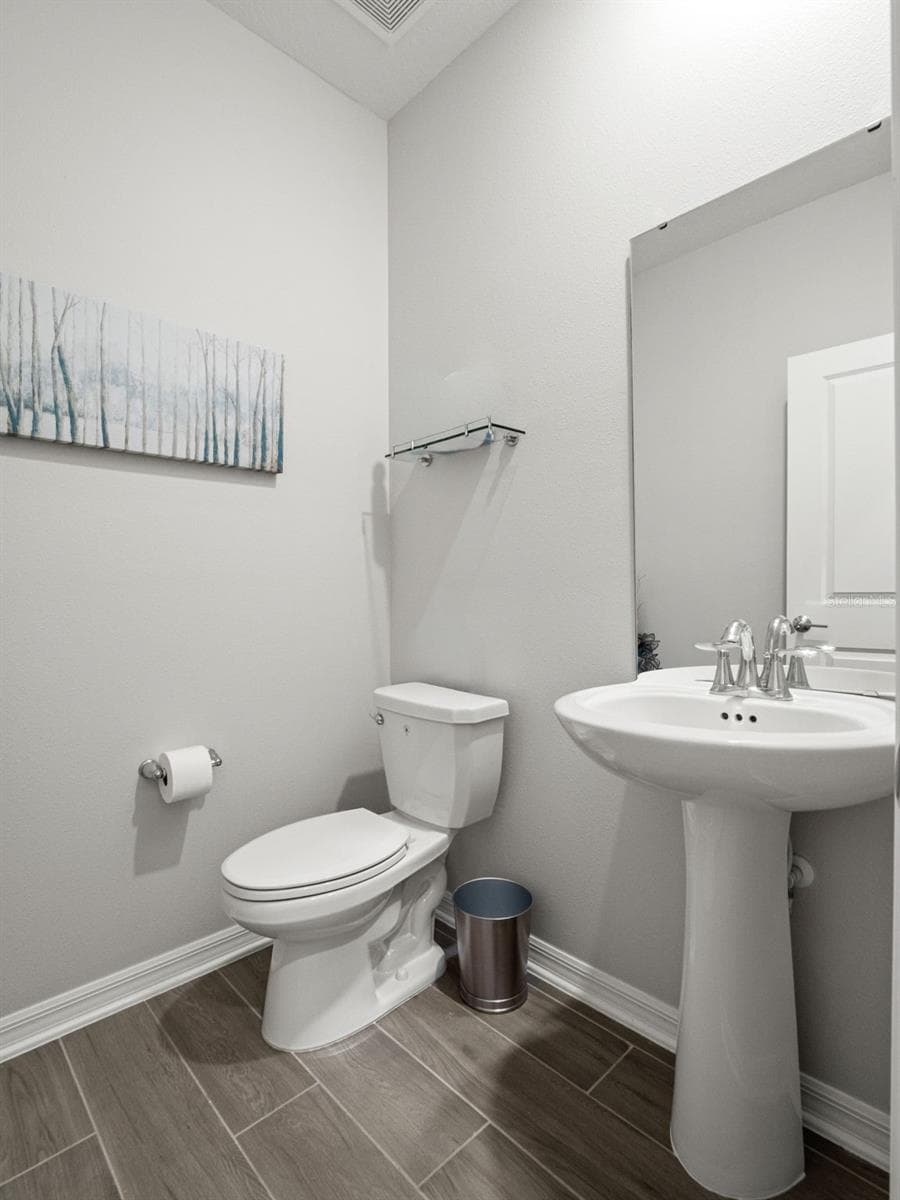 5764 ALENLON WAY — photo 12 of 55