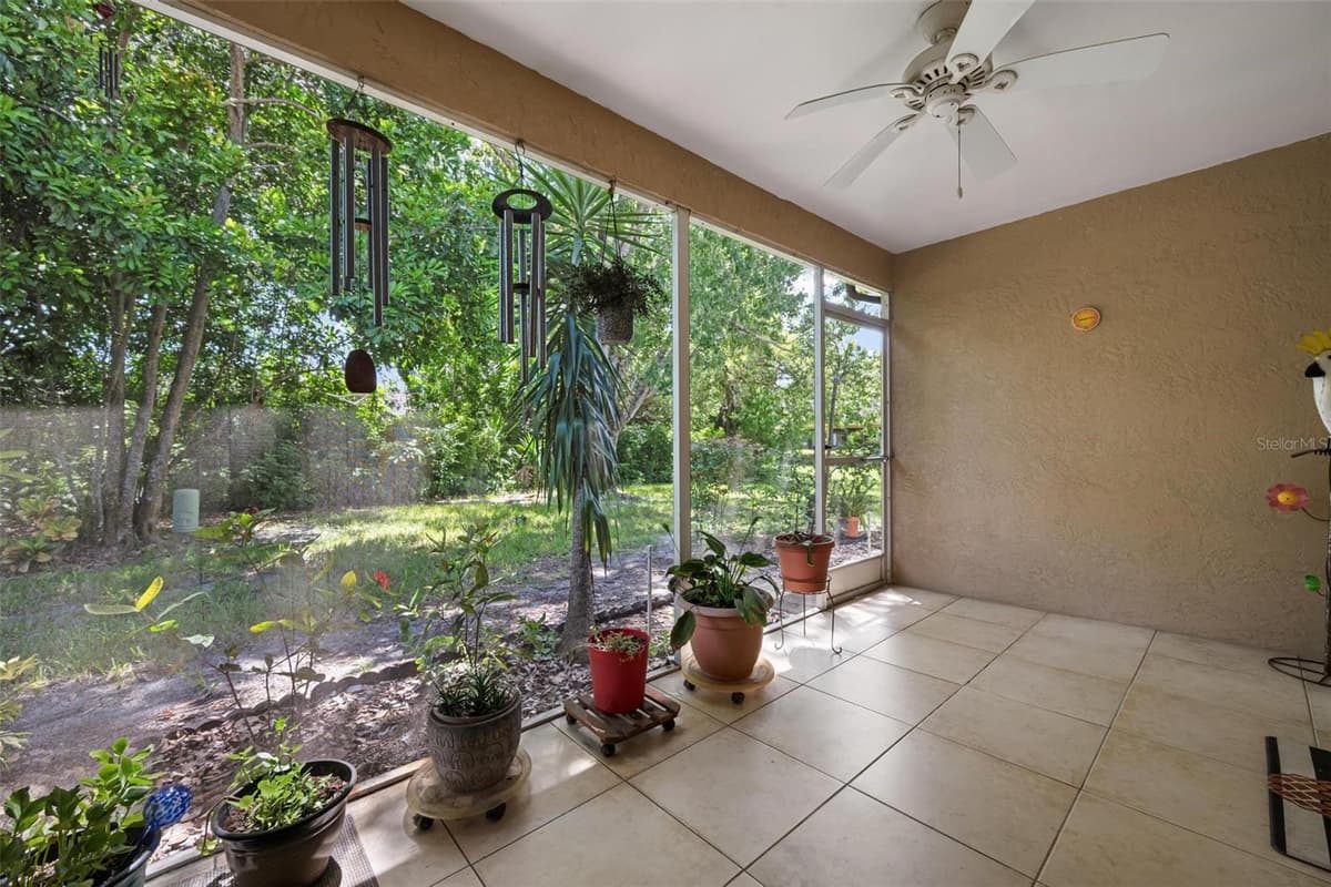 1554 TALLYWOOD DRIVE — photo 15 of 28