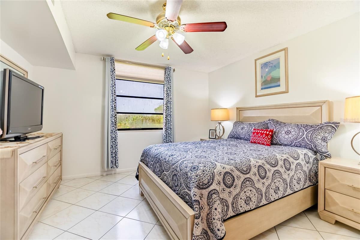 1508 WHITEHALL DRIVE — photo 19 of 42