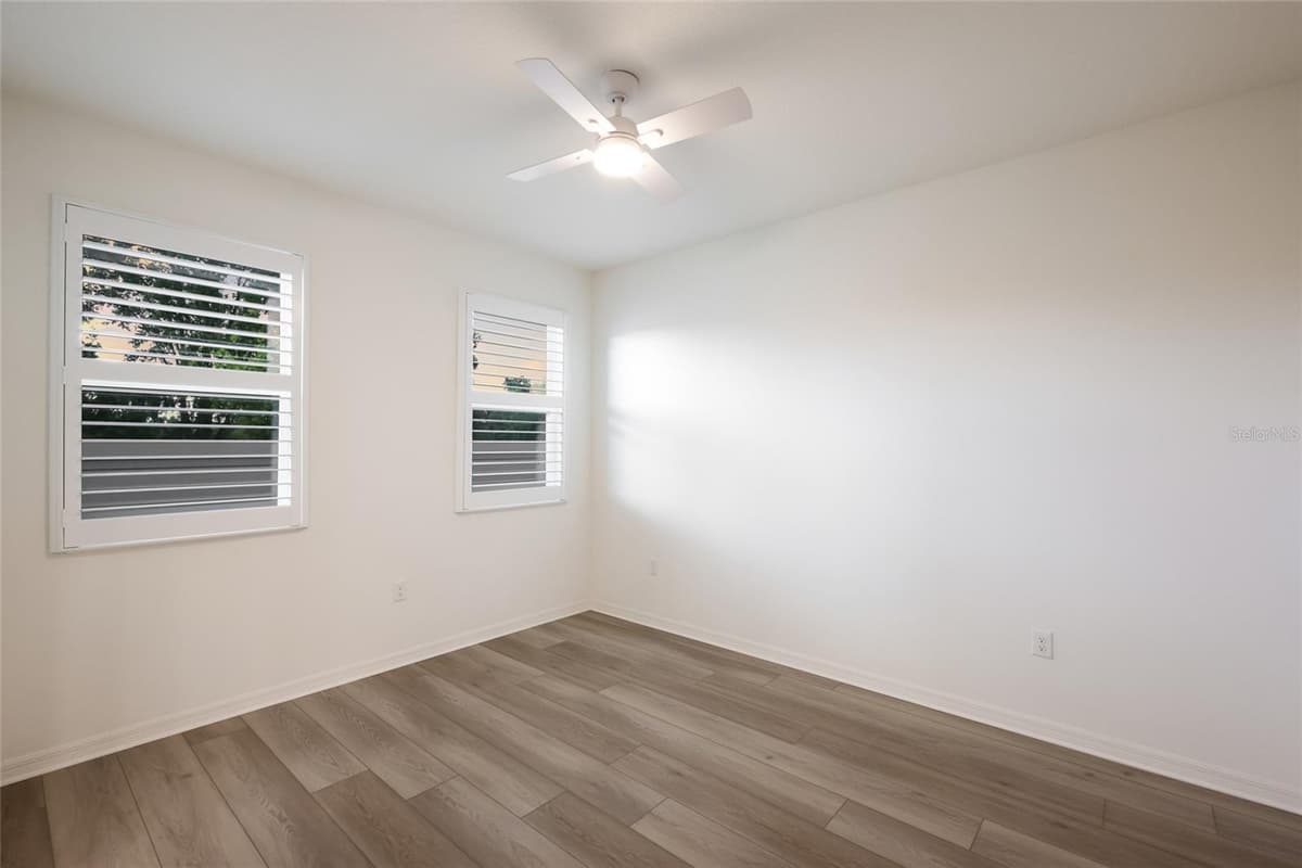 2652 89TH STREET CIRCLE — photo 16 of 54