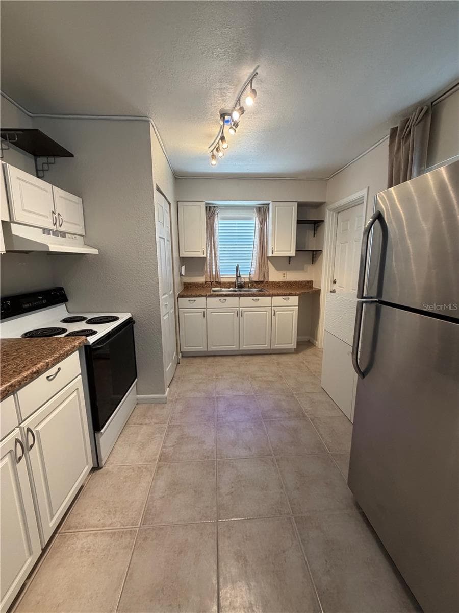 4507 GRAY STREET — photo 7 of 9