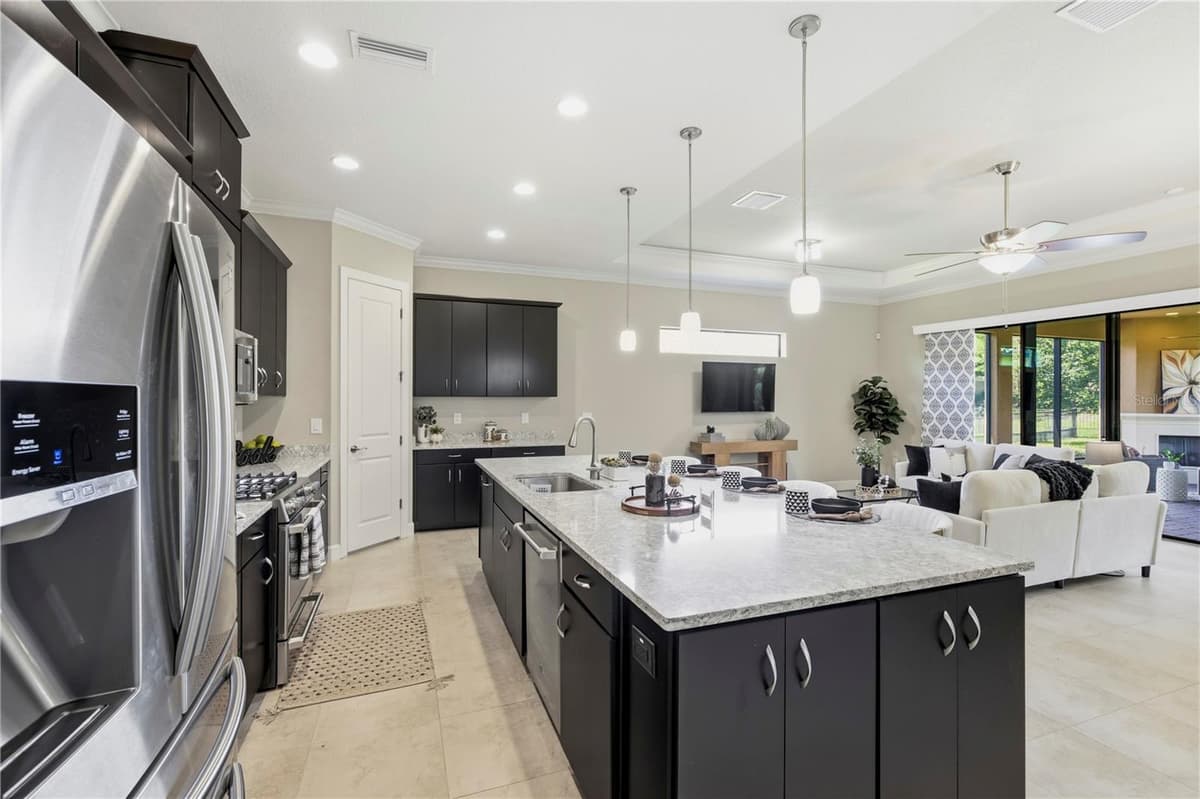 11301 JUGLANS DRIVE — photo 11 of 51