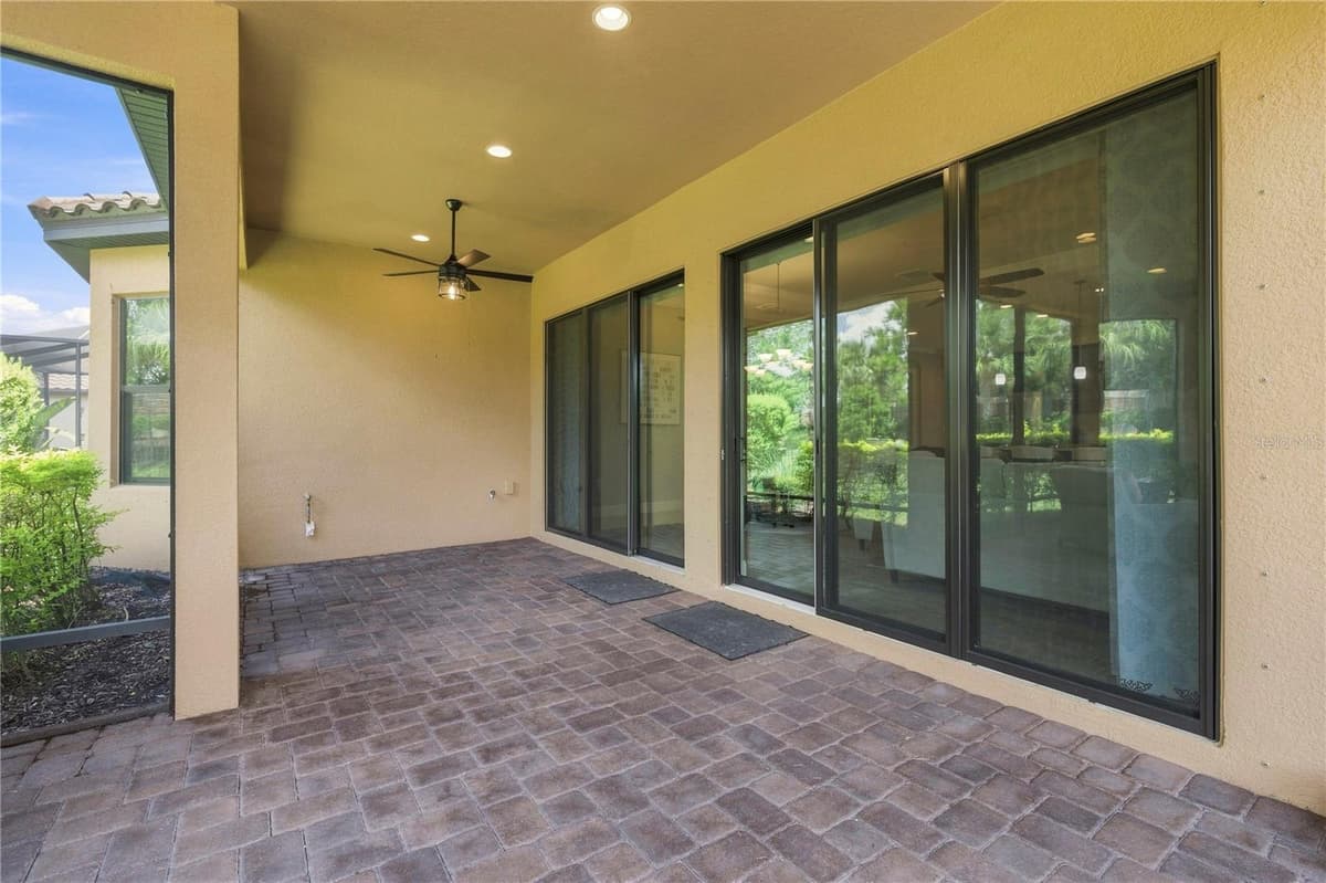 11301 JUGLANS DRIVE — photo 7 of 51