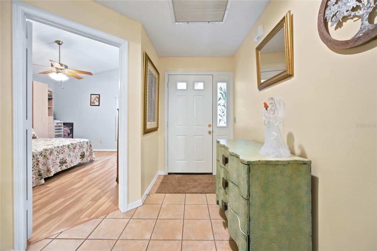 9201 91ST CIRCLE — photo 4 of 33