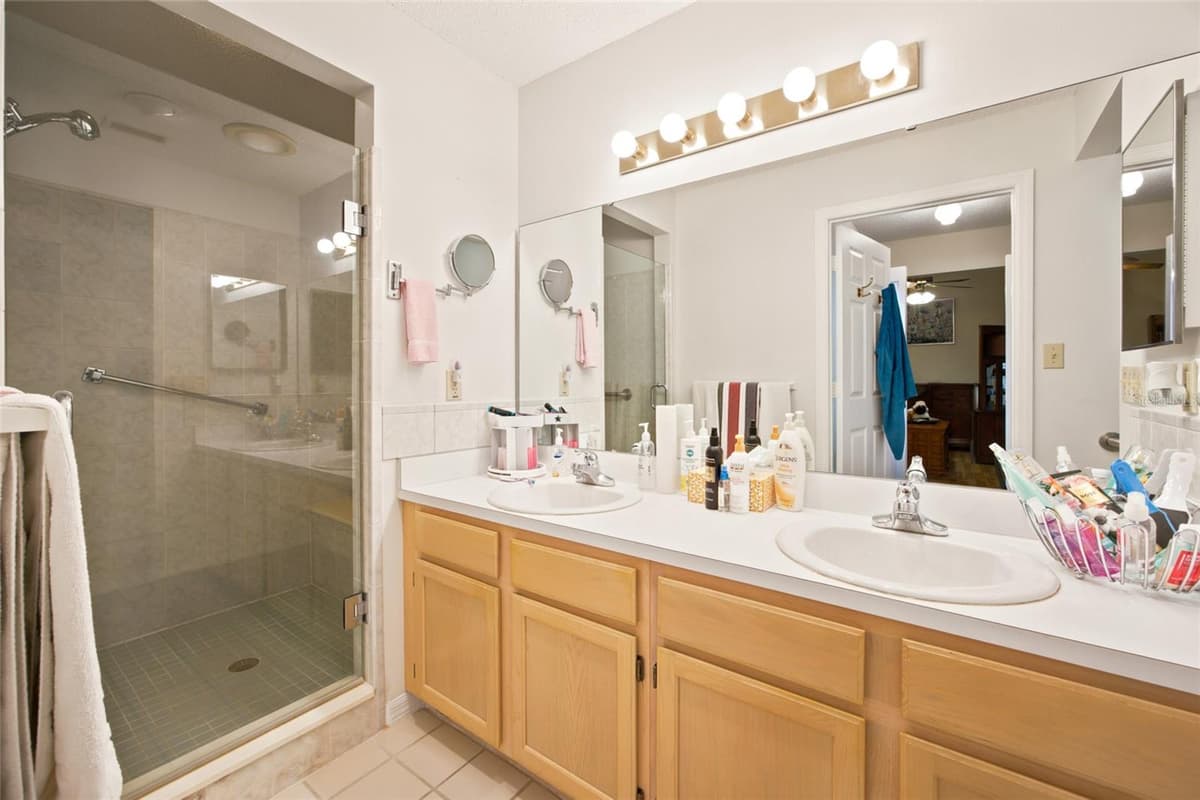 9201 91ST CIRCLE — photo 15 of 33