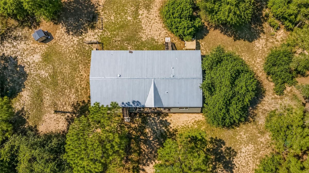 181 WINDY HILLS ROAD — photo 44 of 47