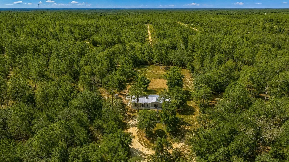181 WINDY HILLS ROAD — photo 42 of 47
