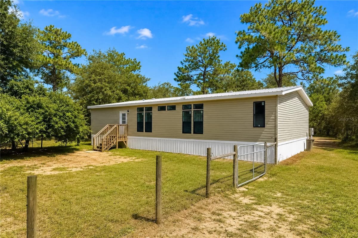 181 WINDY HILLS ROAD — photo 36 of 47