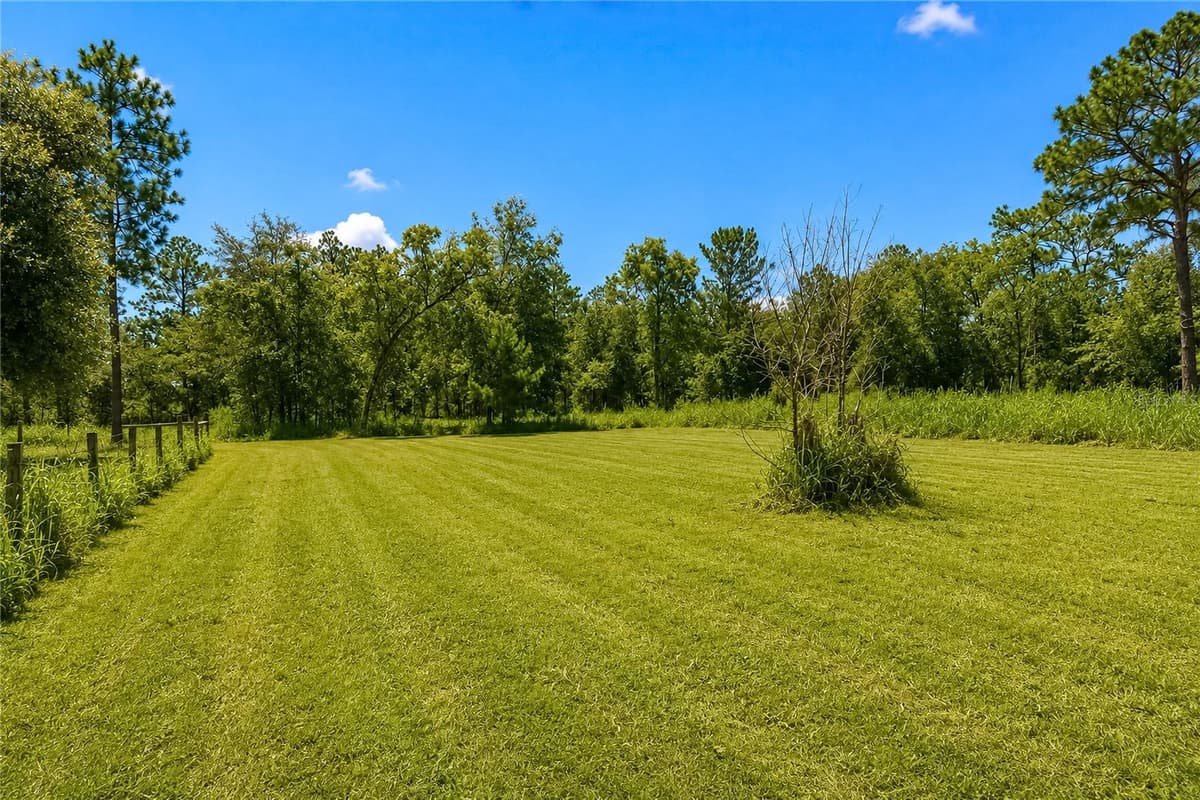 181 WINDY HILLS ROAD — photo 9 of 47