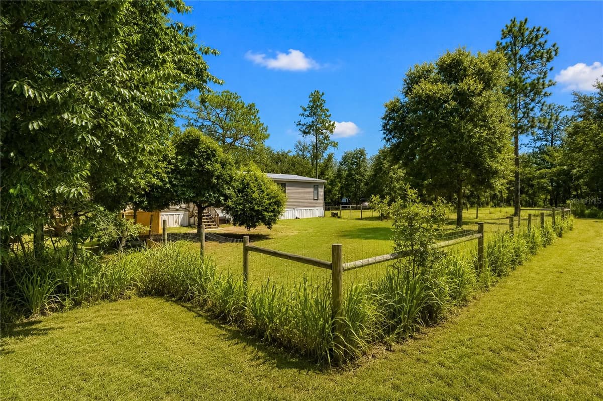 181 WINDY HILLS ROAD — photo 8 of 47