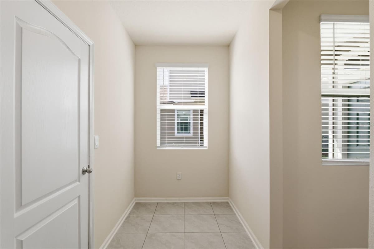 108 REDBUD ROAD — photo 17 of 55