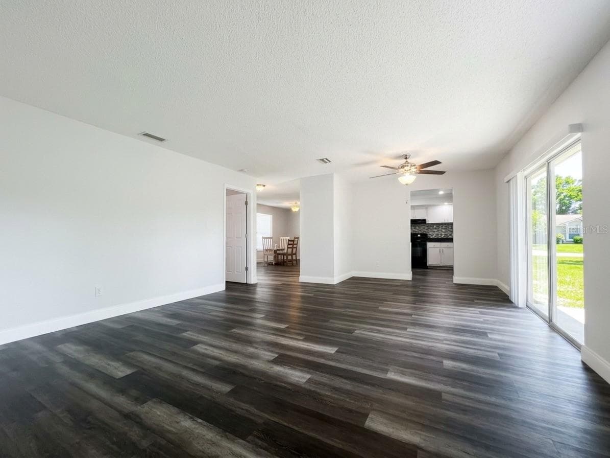 1029 WINDSONG CIRCLE — photo 6 of 11