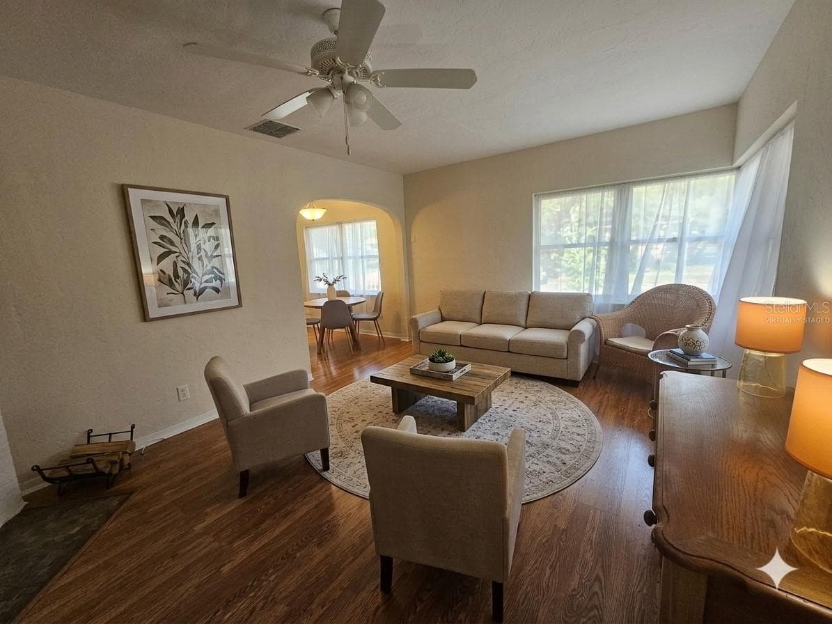 2850 9TH AVENUE — photo 10 of 48