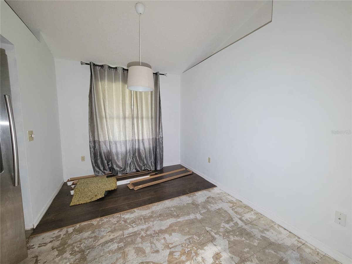 2218 GRETNA DRIVE — photo 10 of 40