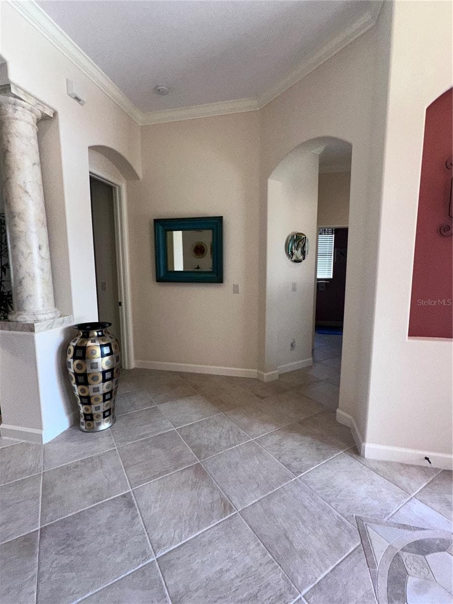 194 MONTELLUNA DRIVE — photo 37 of 91