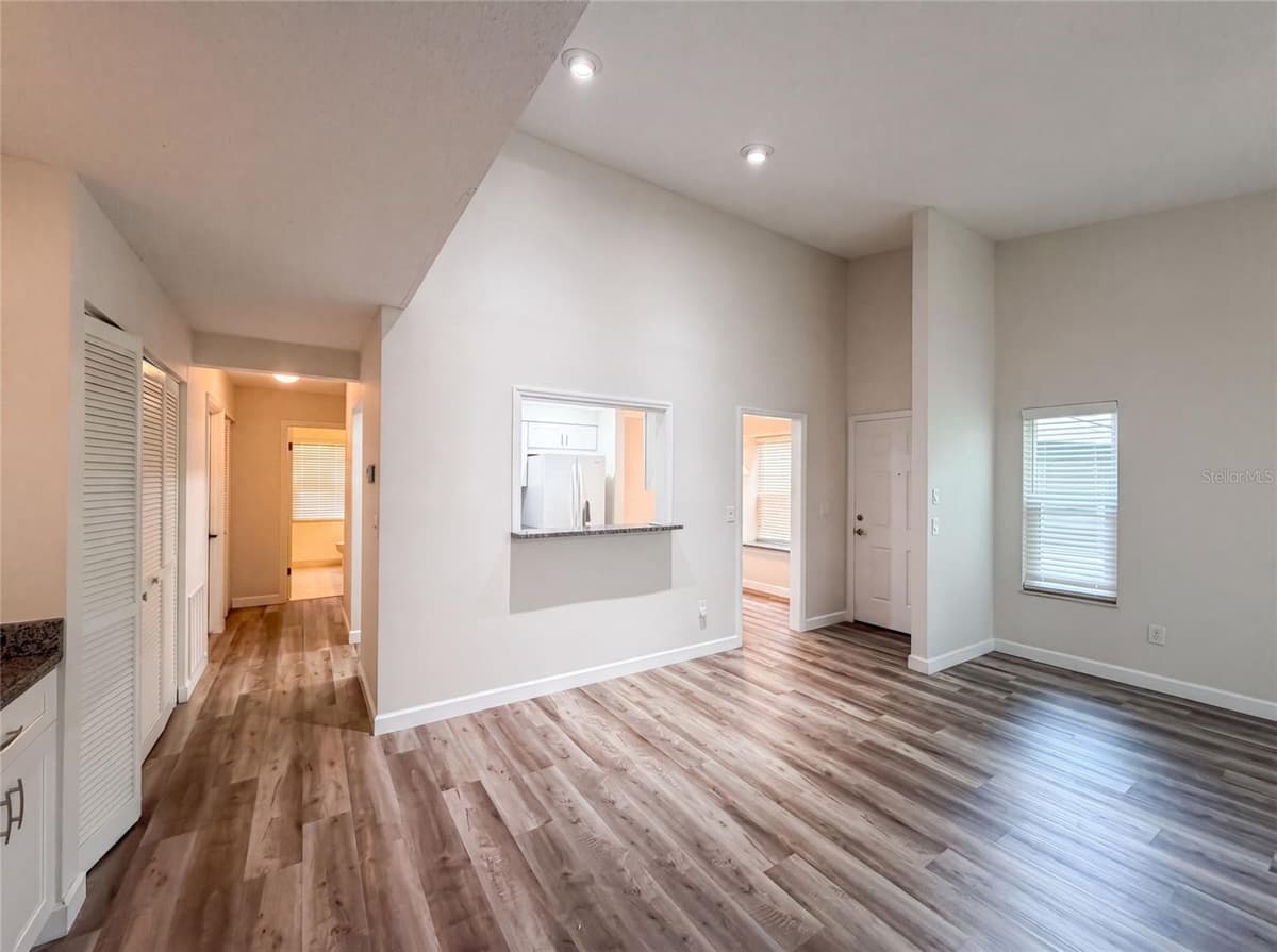 228 BOB WHITE COURT — photo 6 of 18