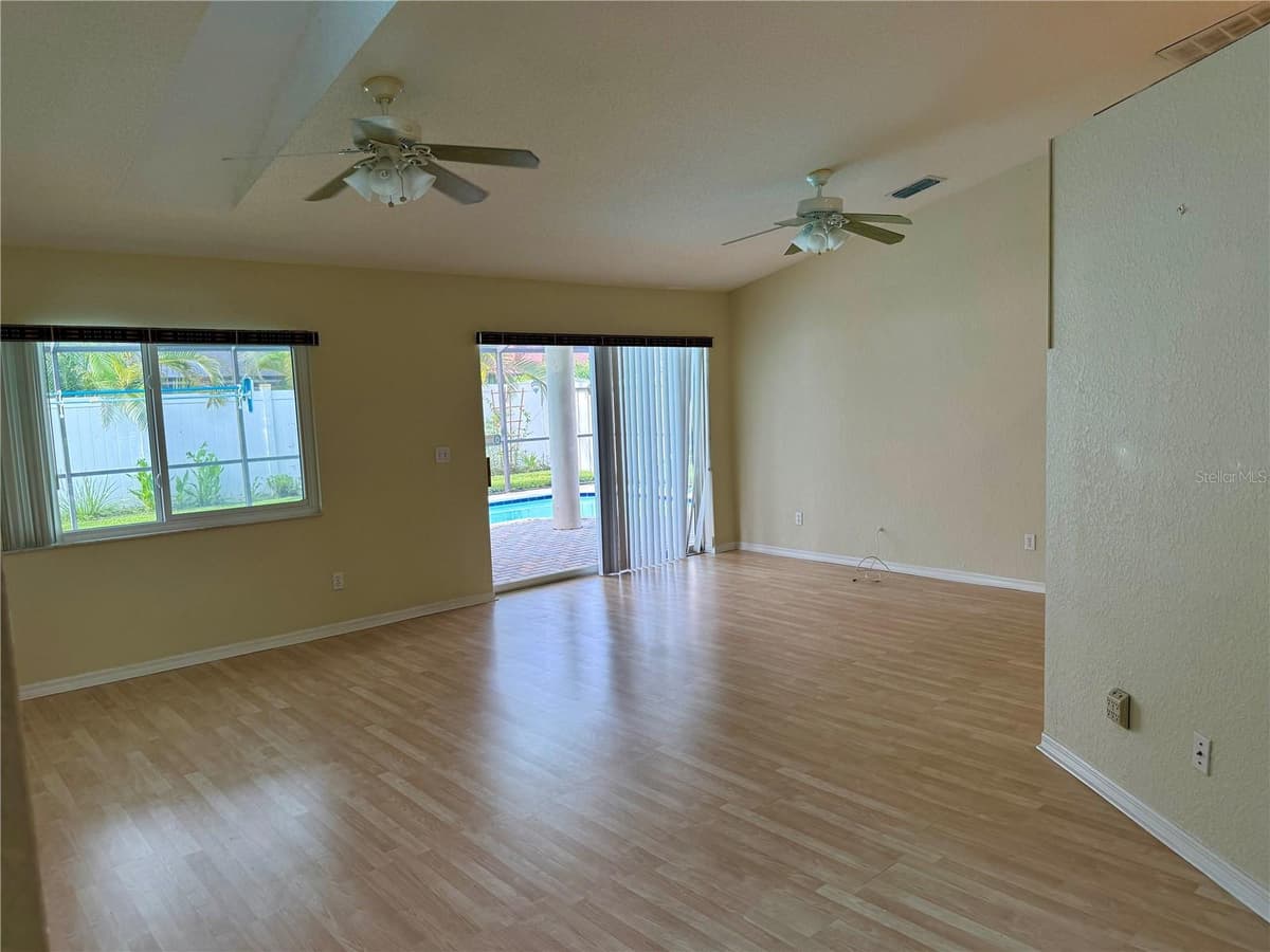 3670 LAKE BOULEVARD — photo 5 of 20