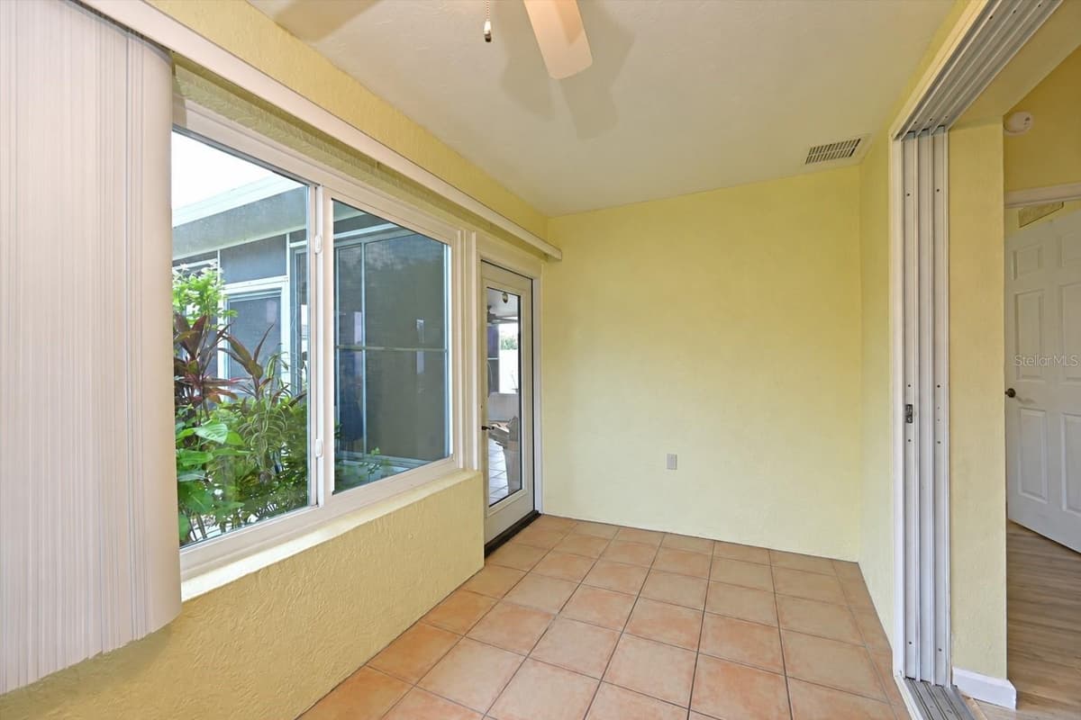 4427 MURFIELD DRIVE — photo 18 of 31