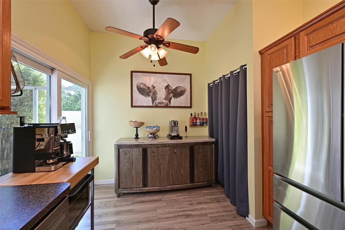 4427 MURFIELD DRIVE — photo 10 of 31