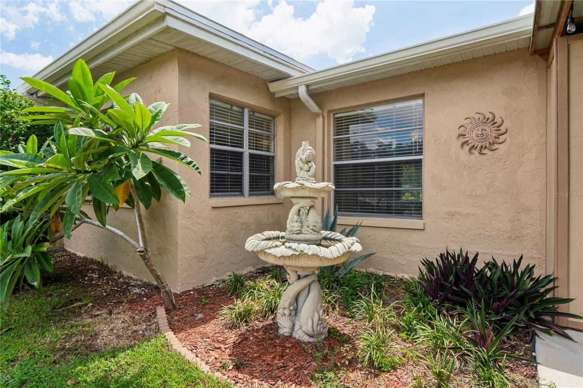 10681 SEMINOLE FOREST STREET — photo 26 of 71