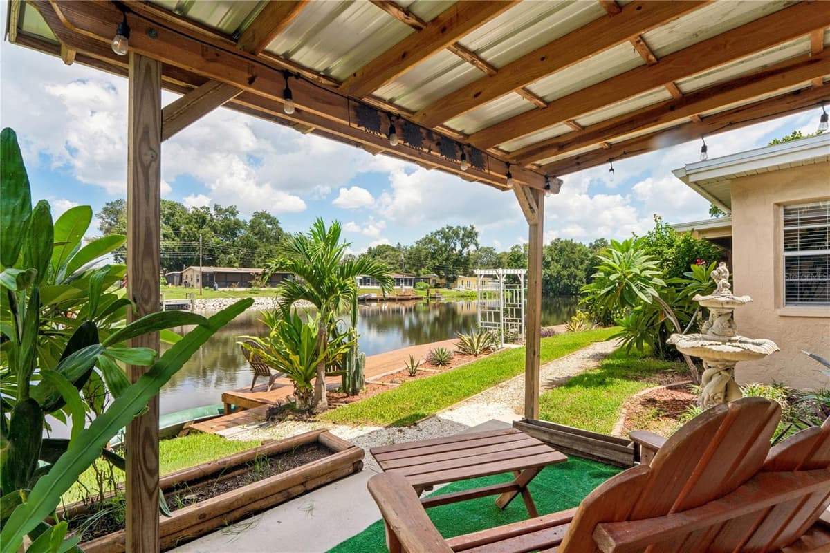 10681 SEMINOLE FOREST STREET — photo 3 of 71