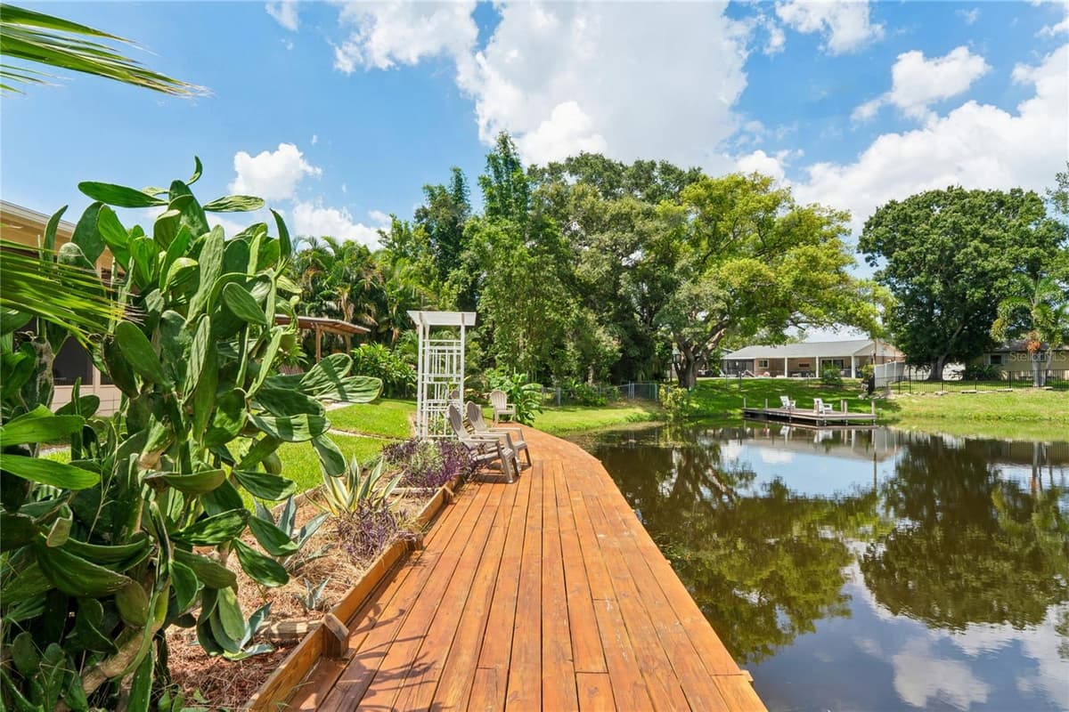 10681 SEMINOLE FOREST STREET — photo 22 of 71